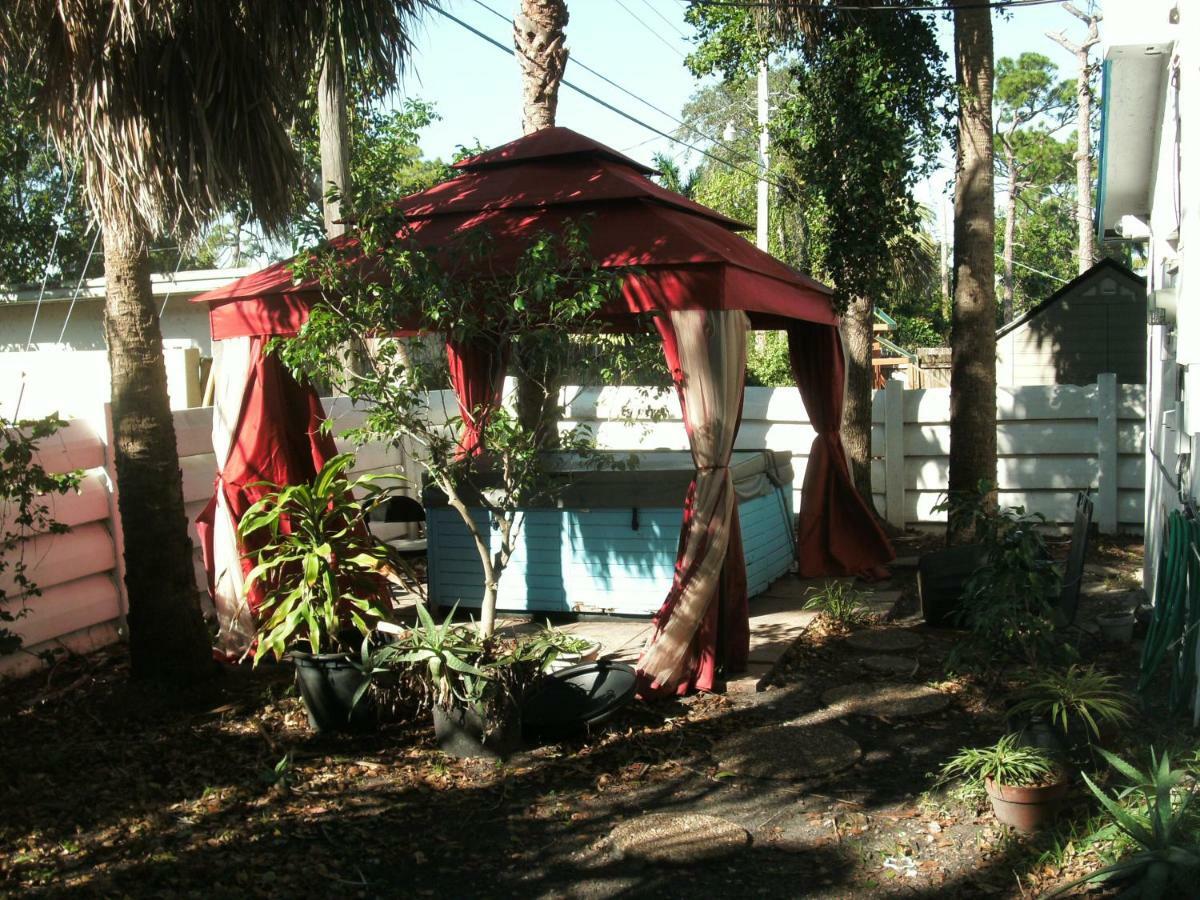 Newly Furnished Large, Clean, Quiet Private Unit Appartement Fort Lauderdale Buitenkant foto